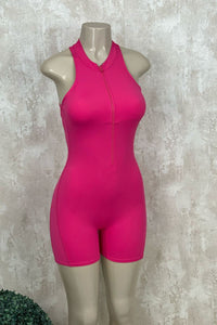 Mono "Elegancia activa" corto y up